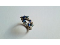 18ct white gold pave set sapphire ring